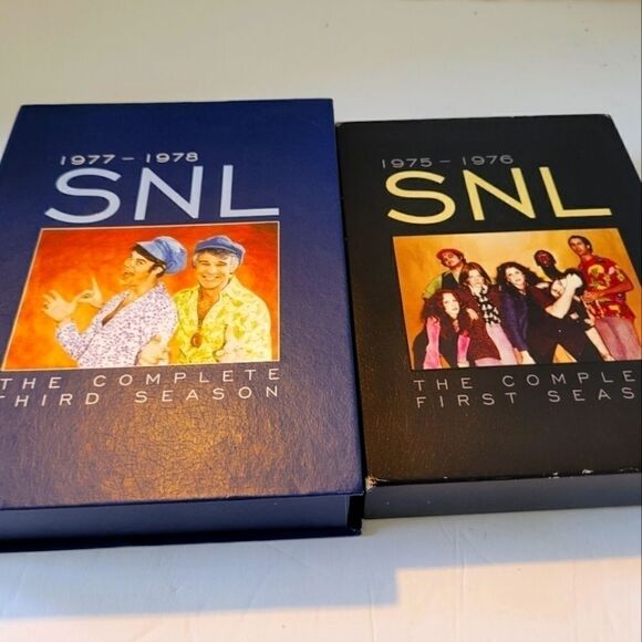 2 Saturday Night Live Season 1 and 3 8 DVD in set  Excellent condition - Picture 1 of 10